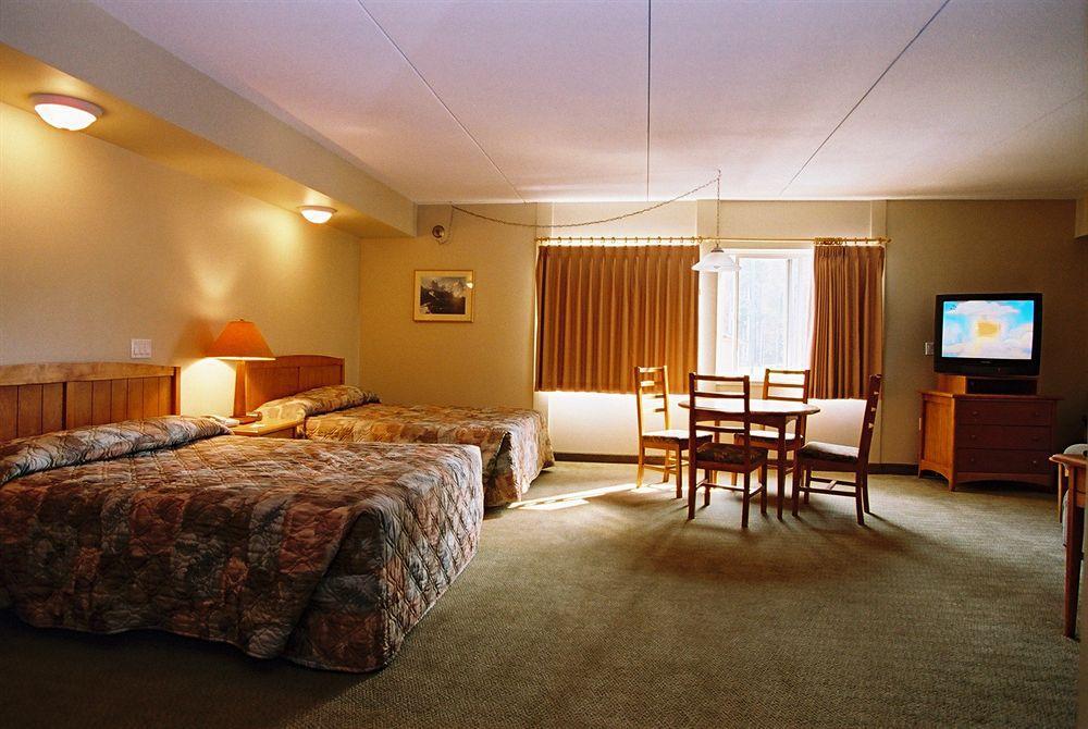 Manning Park Resort Buitenkant foto