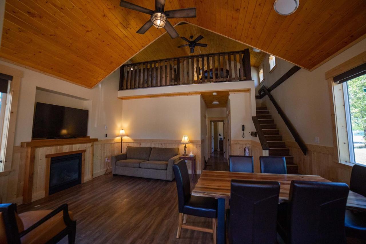Manning Park Resort Buitenkant foto