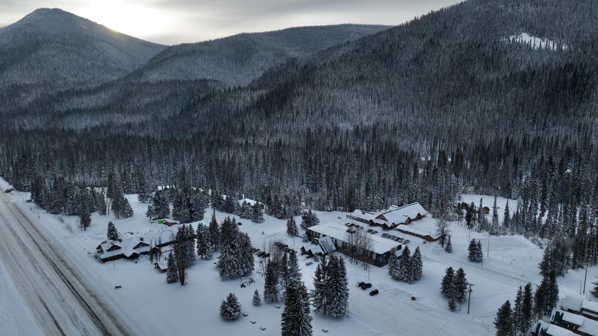 Manning Park Resort Buitenkant foto