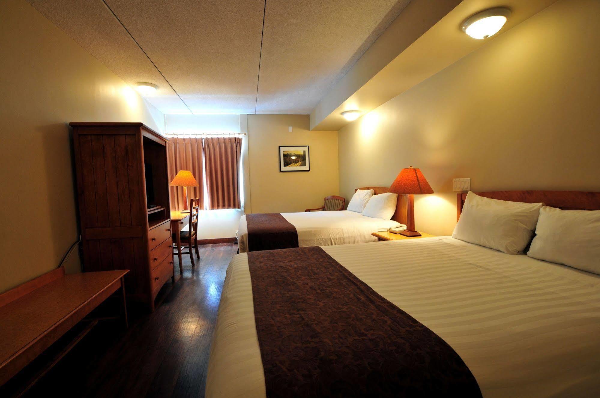 Manning Park Resort Buitenkant foto
